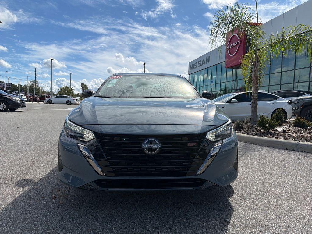 2024 Nissan Sentra SR photo 2