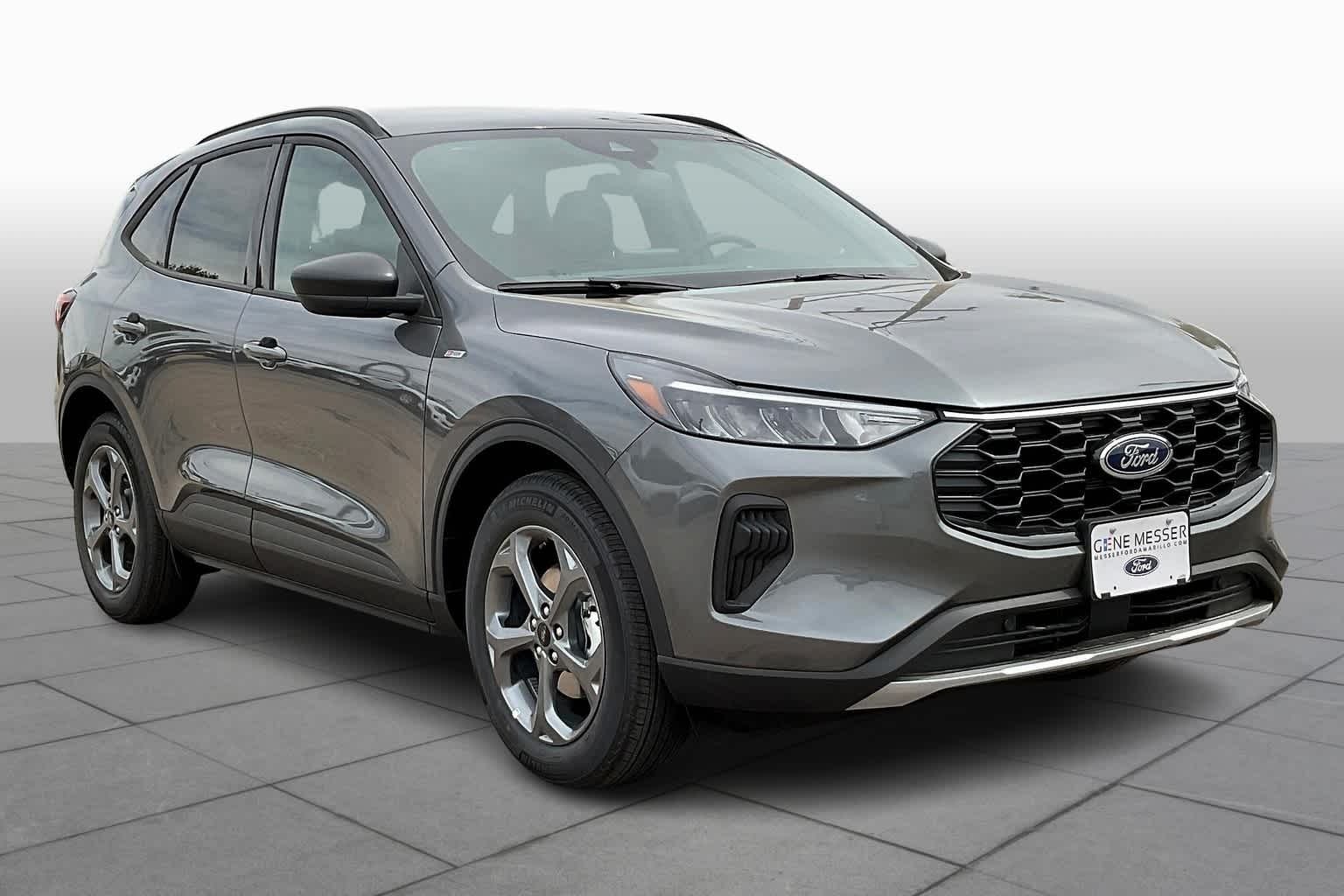 2025 Ford Escape ST-Line photo 2