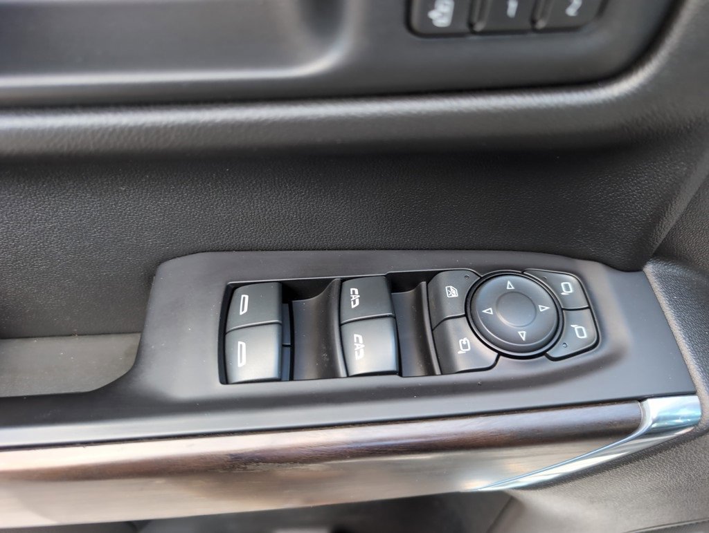 2019 Gmc Sierra SLT photo 17