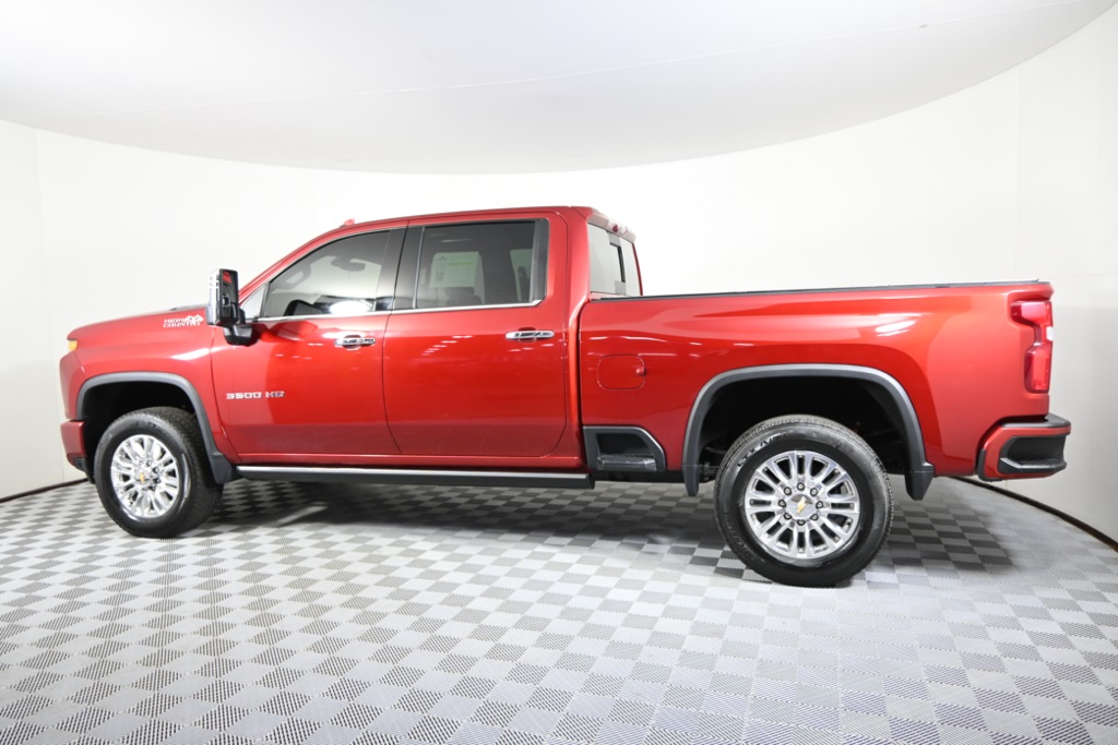 2022 Chevrolet Silverado 3500HD High Country photo 3