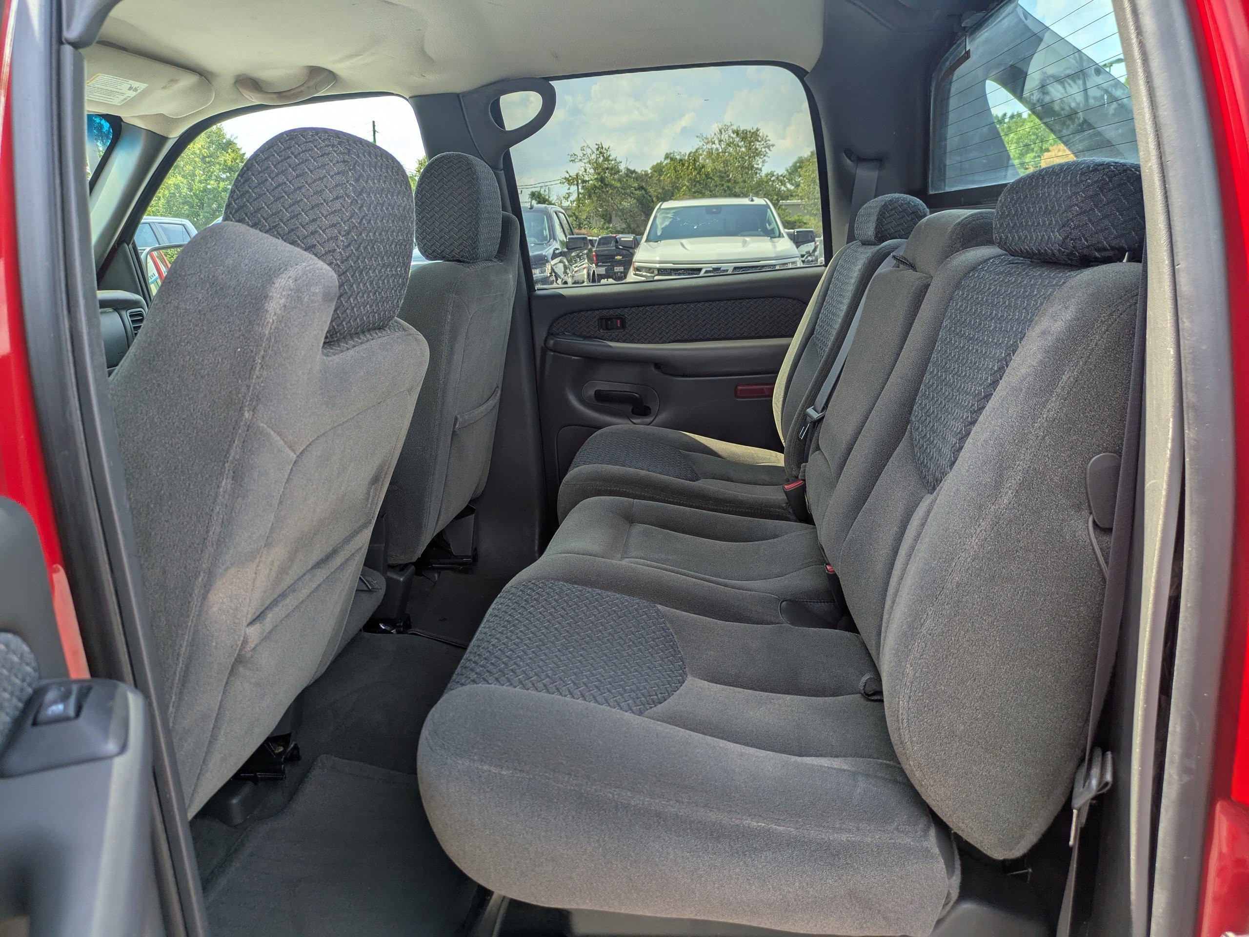 2004 Chevrolet Avalanche photo 13