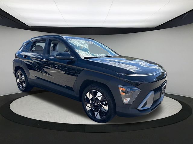 2024 Hyundai Kona SEL photo 2