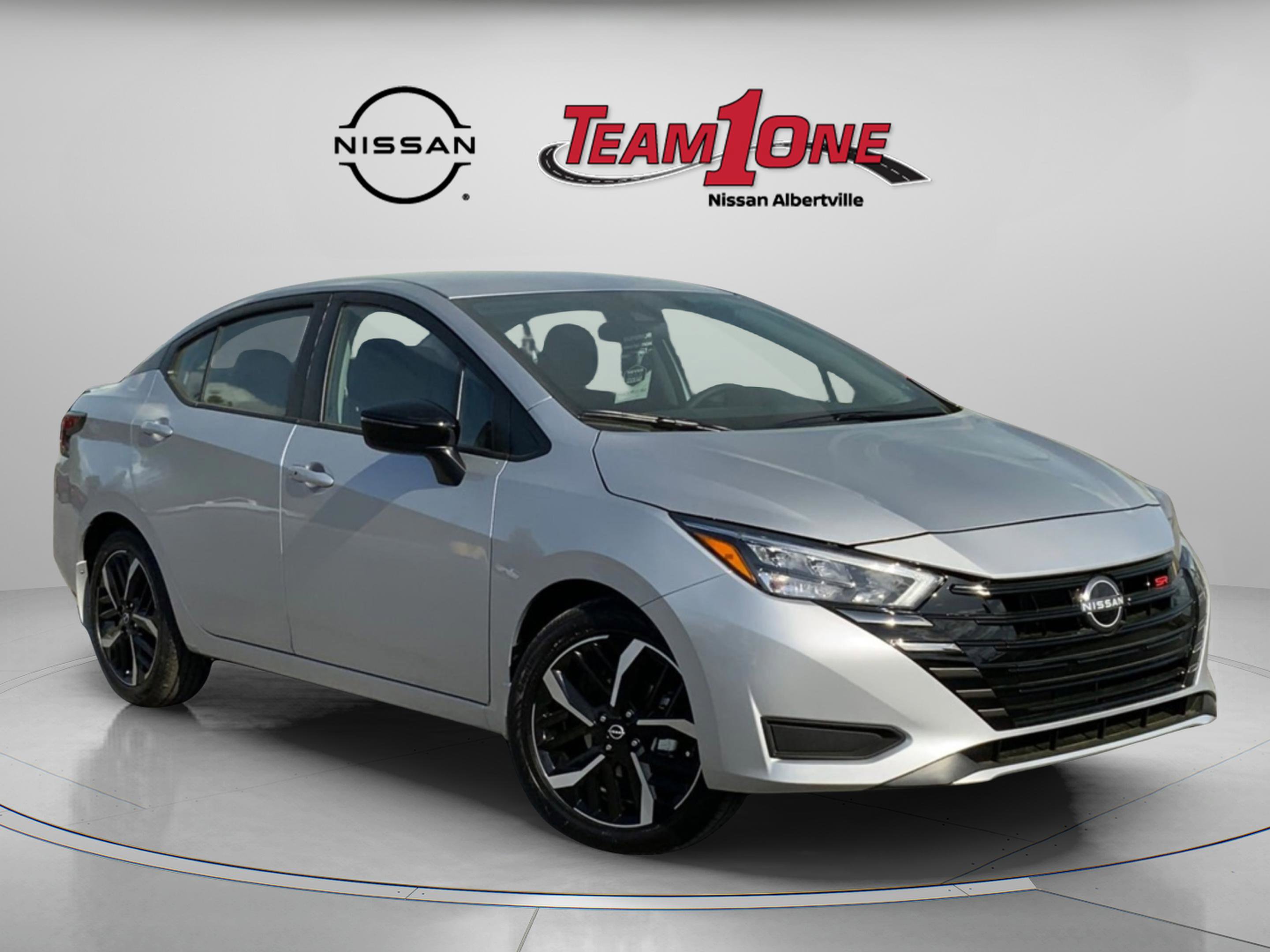2025 Nissan Versa Sedan SR