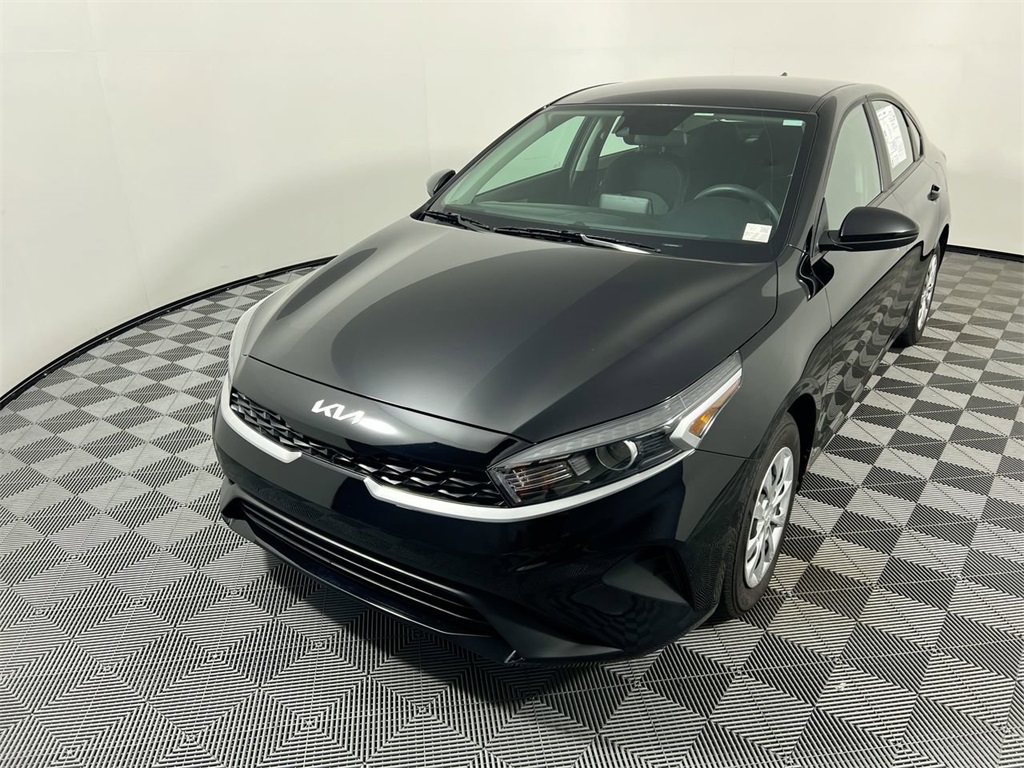 2024 Kia Forte LX photo 6