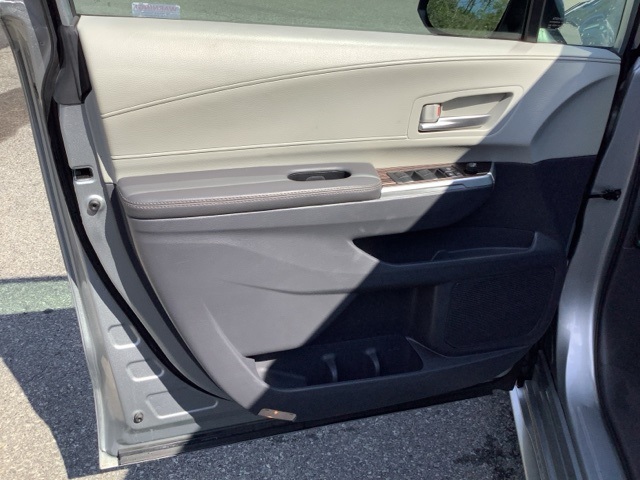 2024 Toyota Sienna XLE photo 12