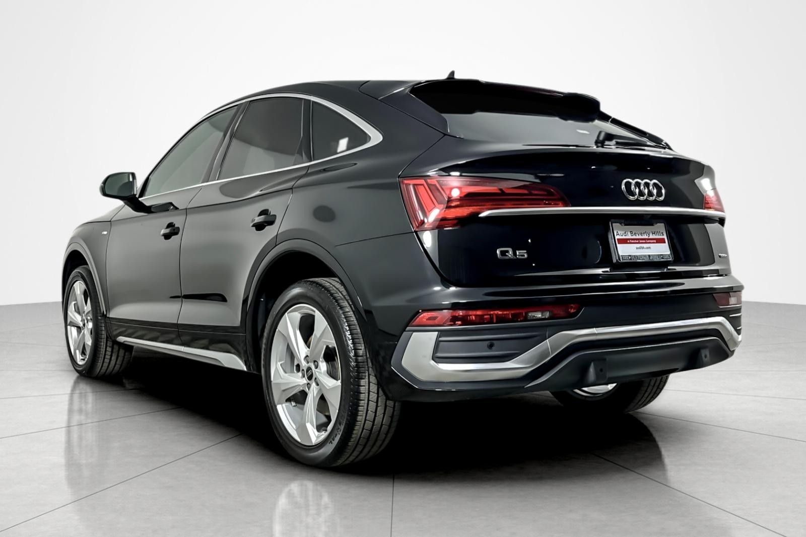 2023 Audi Q5 Sportback S line Premium Plus 45 TFSI photo 3