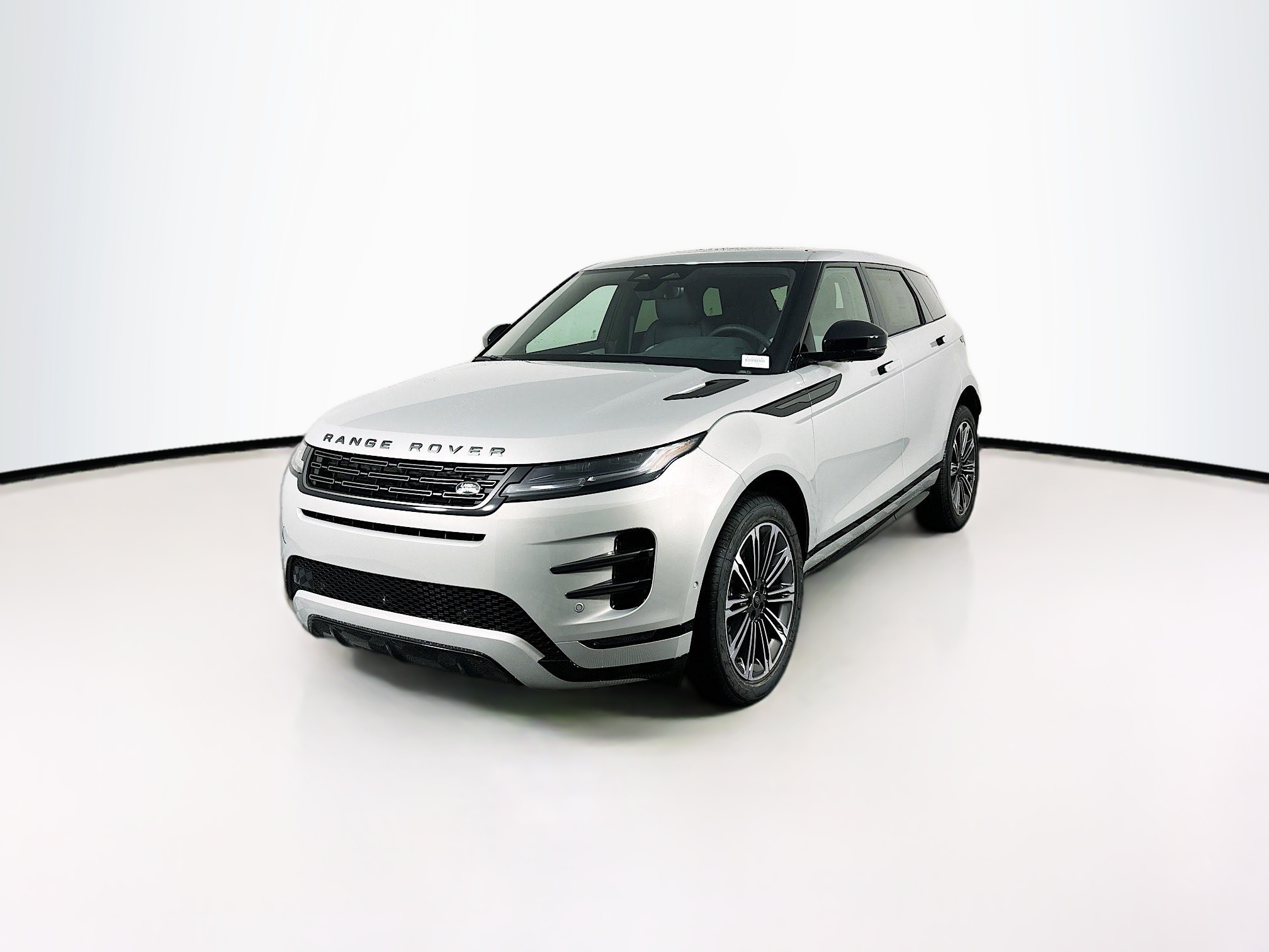 2026 Land Rover Range Rover Evoque Dynamic SE's photo
