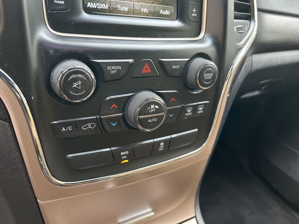 2015 Jeep Grand Cherokee Laredo photo 36