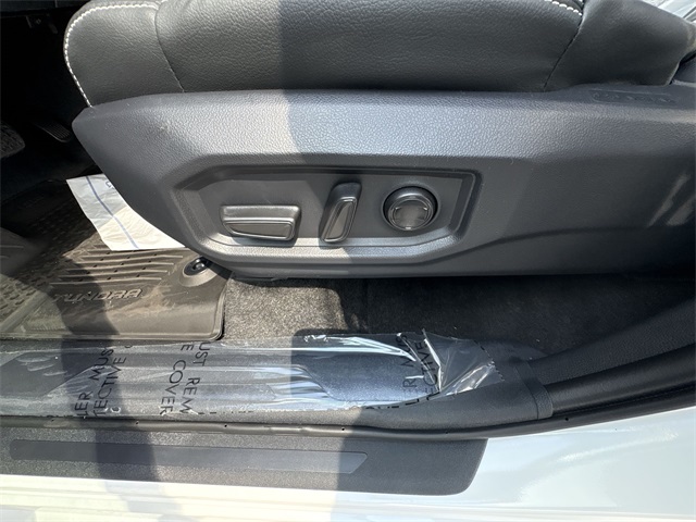 2026 Toyota Tundra Limited Platinum photo 9
