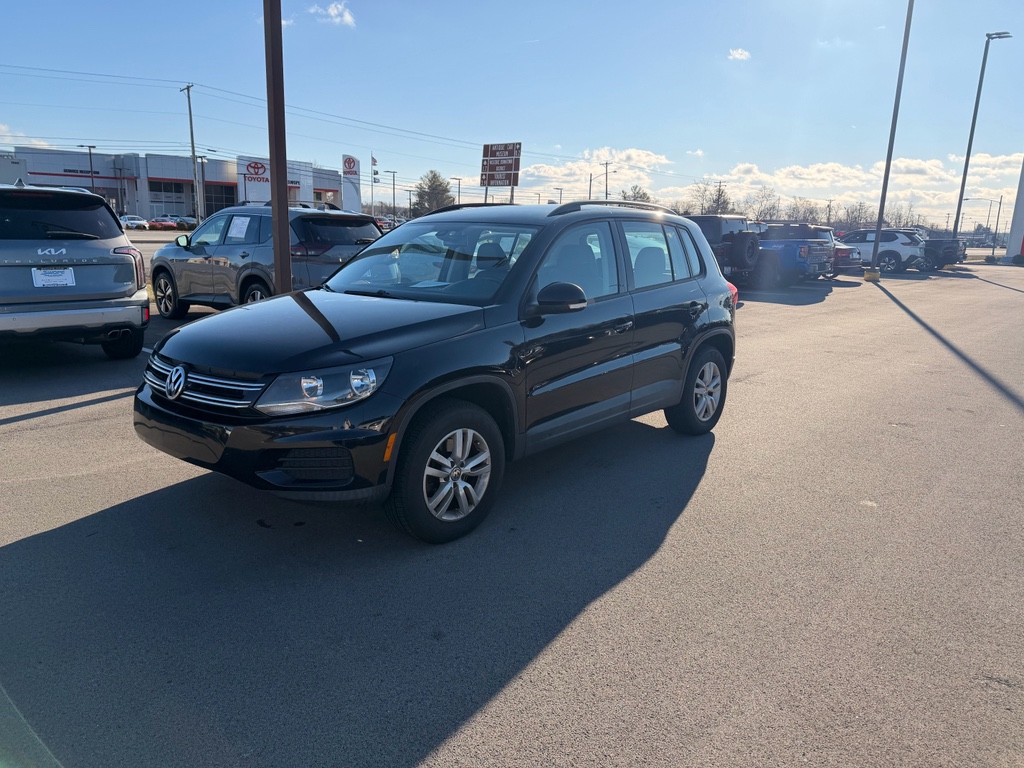 2016 Volkswagen Tiguan S