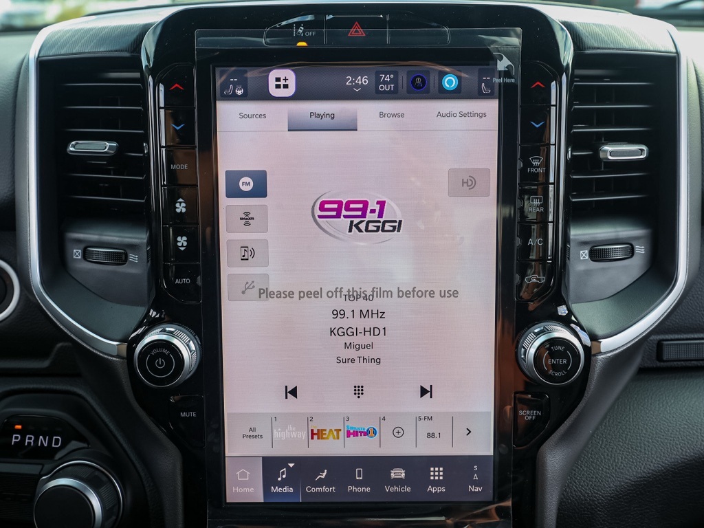 New 2026 Diamond Black Crystal Pearl-Coat Exterior Paint RAM Big Horn/Lone Star image 27