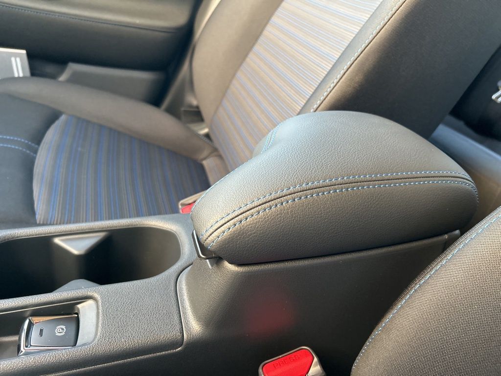 2025 Nissan Leaf SV Plus photo 31