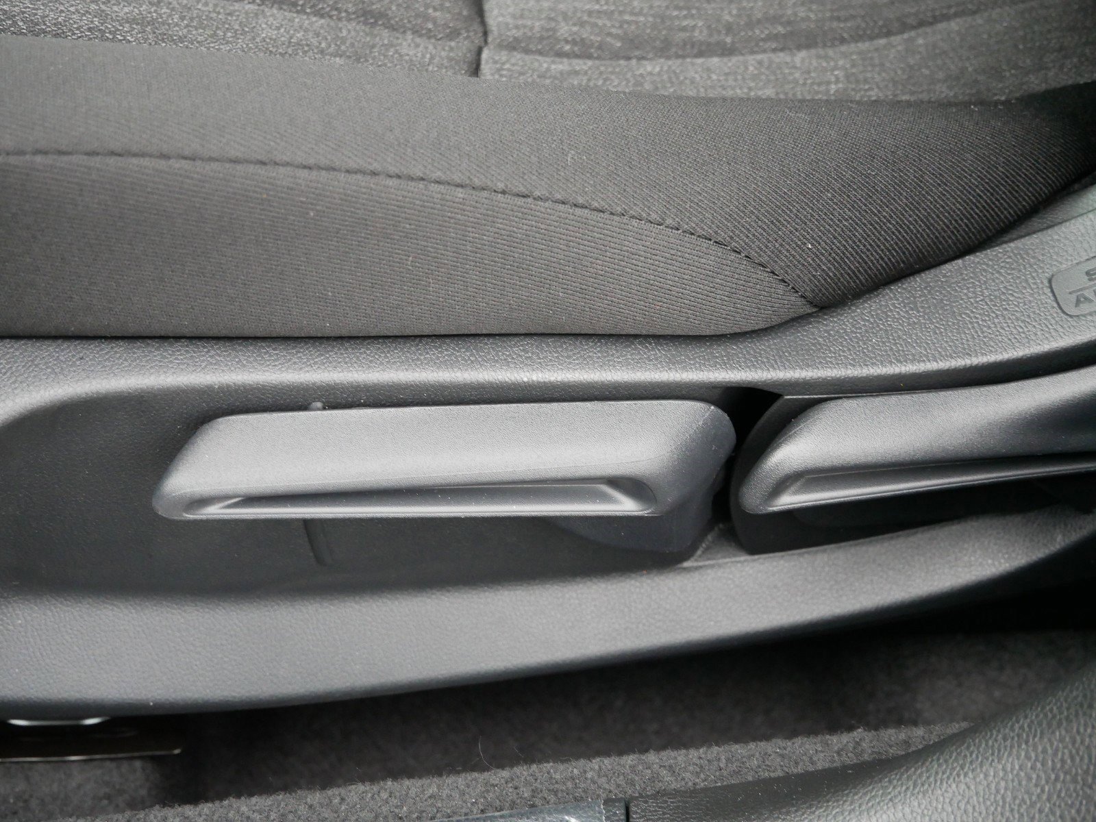2025 Honda Accord LX photo 10