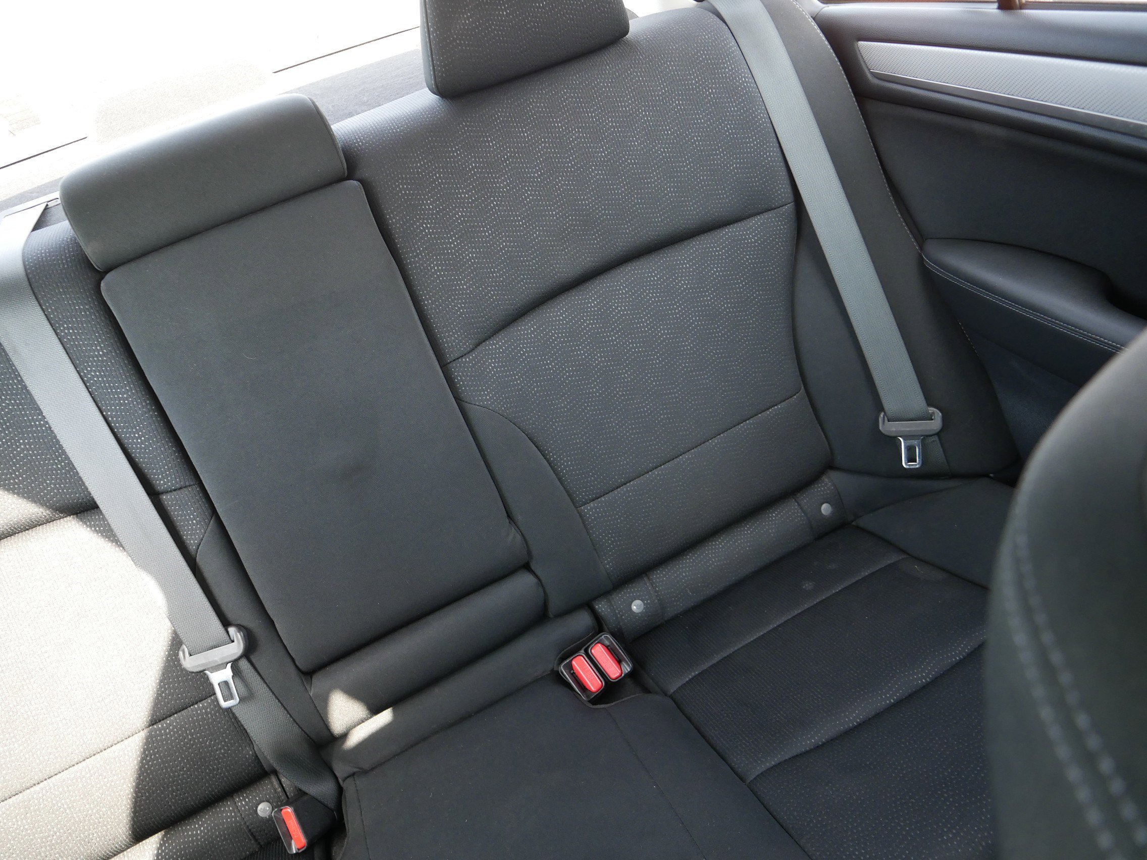 2015 Subaru Legacy 2.5i Premium photo 14