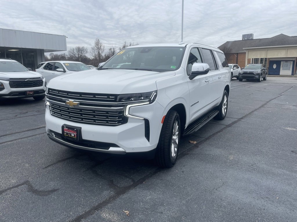2024 Chevrolet Suburban Premier's photo