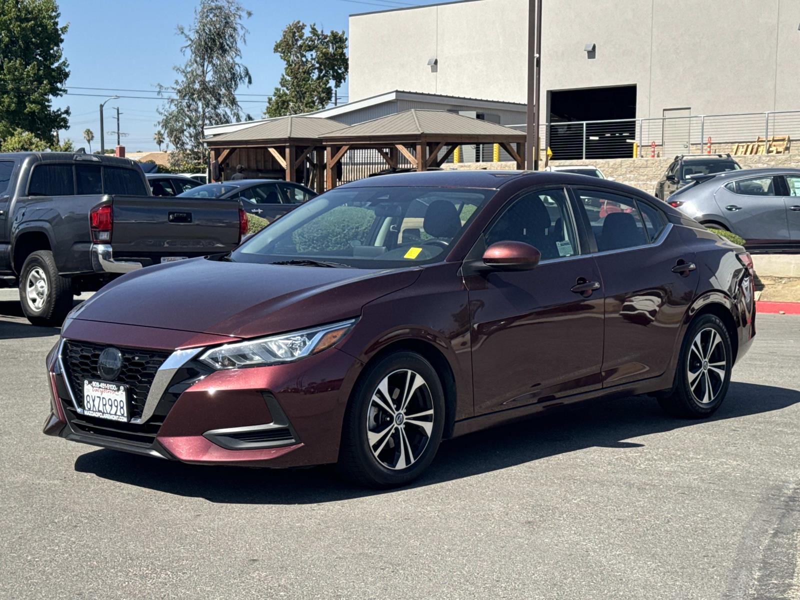 2022 Nissan Sentra SV photo 2