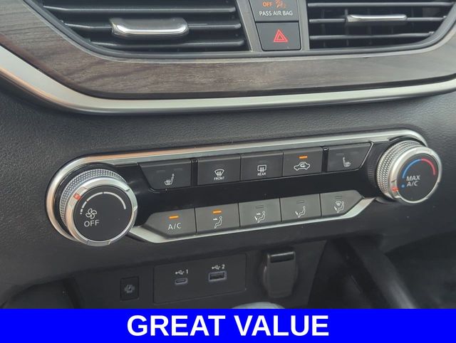 2023 Nissan Altima 2.5 SV photo 16