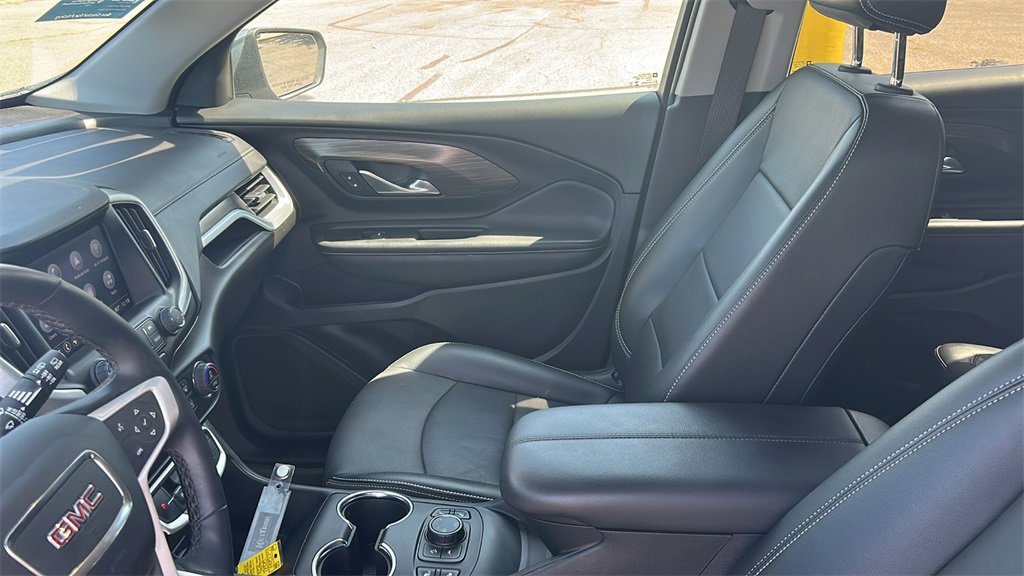 2023 Gmc Terrain SLT photo 13