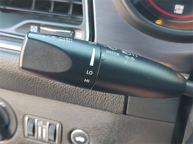 2018 Dodge Challenger SXT photo 22