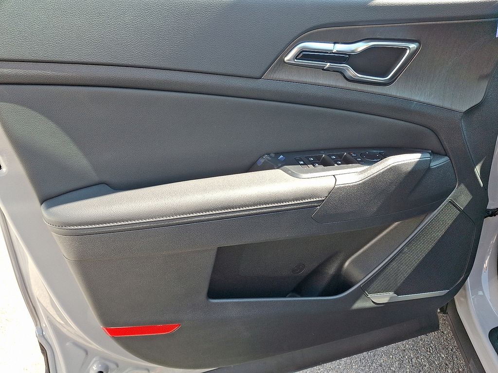 2026 Kia Sportage Hybrid X-Line photo 9