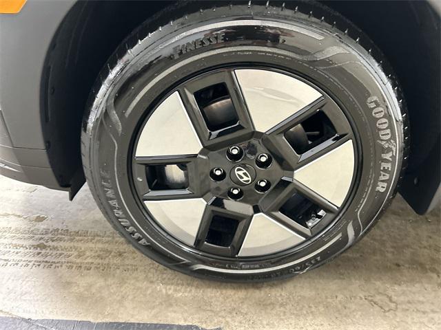 2026 Hyundai Santa Fe SEL photo 24