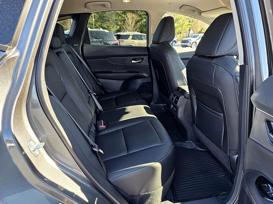 2025 Nissan Murano SV photo 14