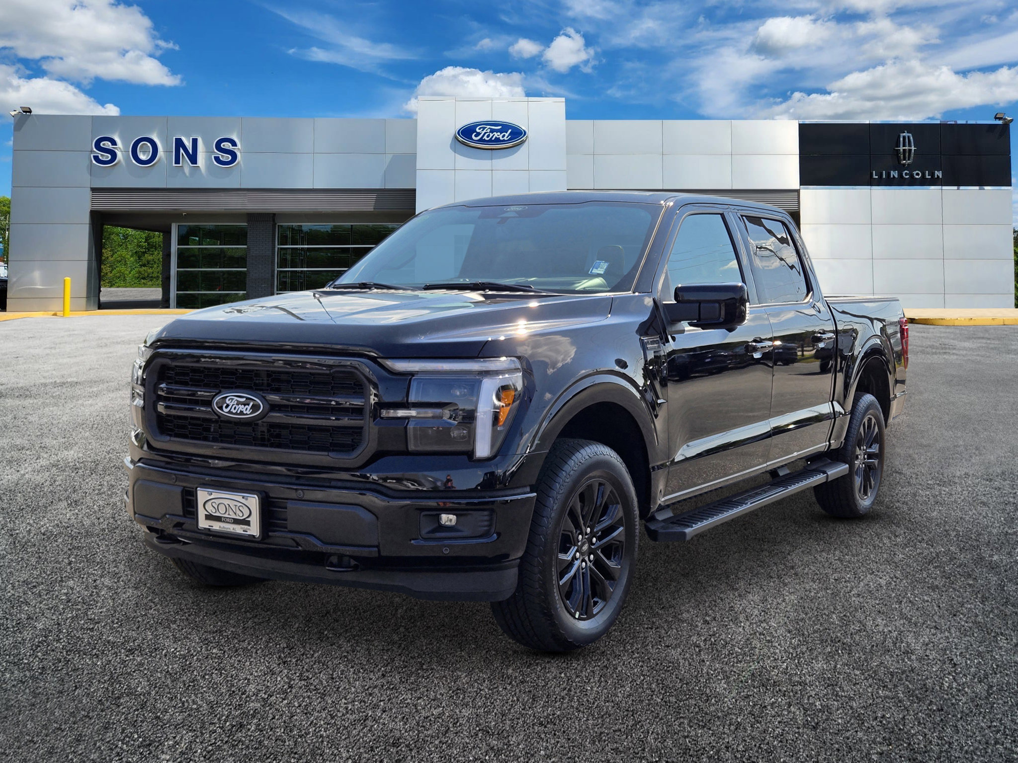 2025 Ford F-150 Lariat's photo