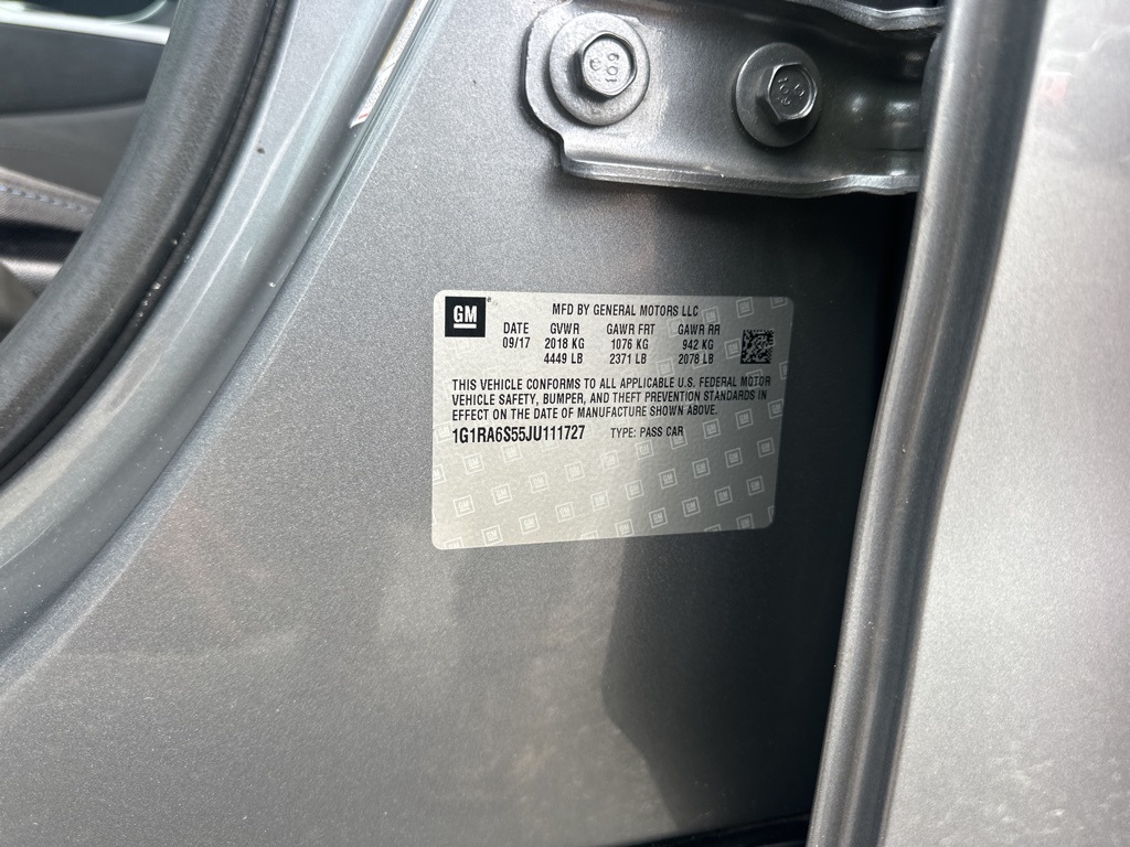 2018 Chevrolet Volt LT photo 27