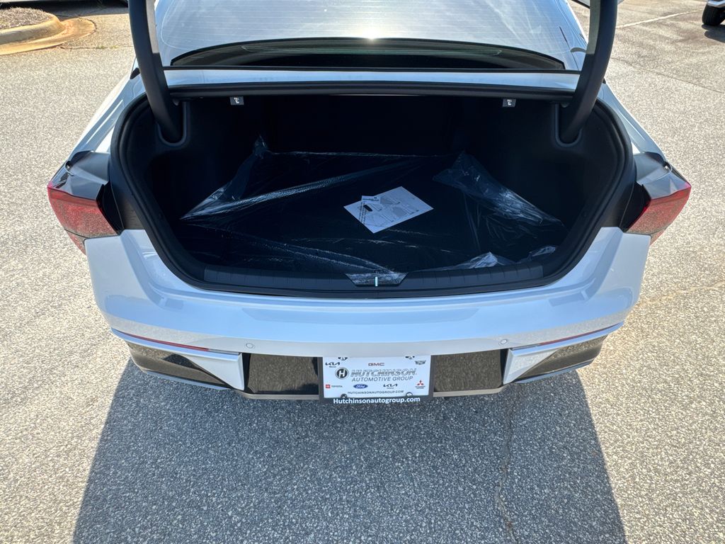 2026 Kia K5 GT-Line photo 18