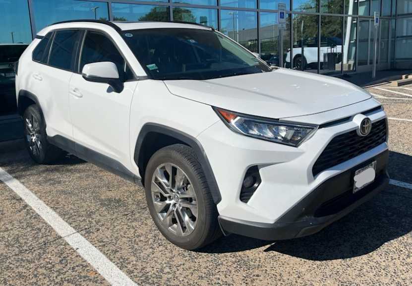 Used 2020 Toyota RAV4 XLE Premium with VIN 2T3C1RFV8LW099457 for sale in Northfield, Minnesota