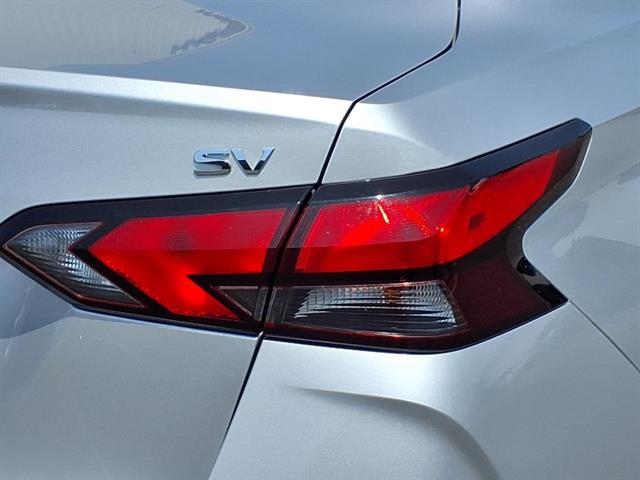2023 Nissan Versa SV photo 22