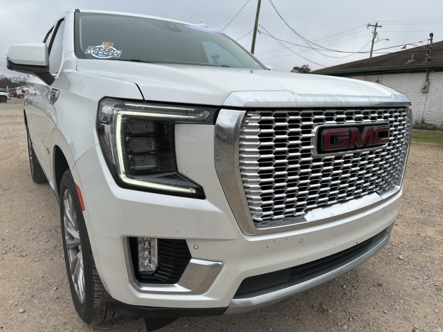 2022 GMC Yukon Denali's photo