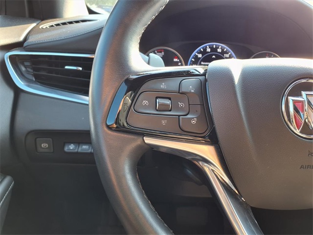 2023 Buick Enclave Avenir photo 3