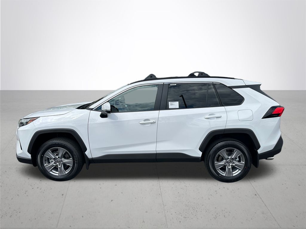 2025 Toyota RAV4 XLE photo 10