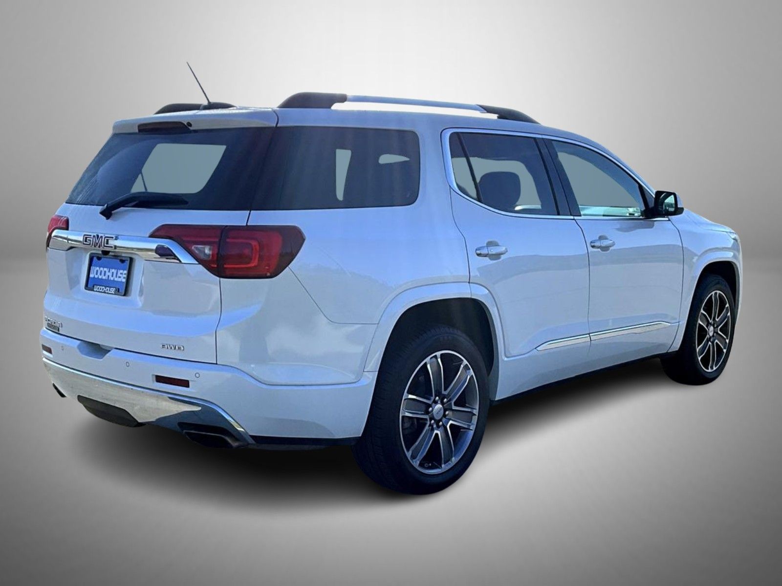 2017 Gmc Acadia Denali photo 3