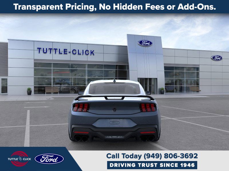 2025 Ford Mustang Dark Horse photo 4