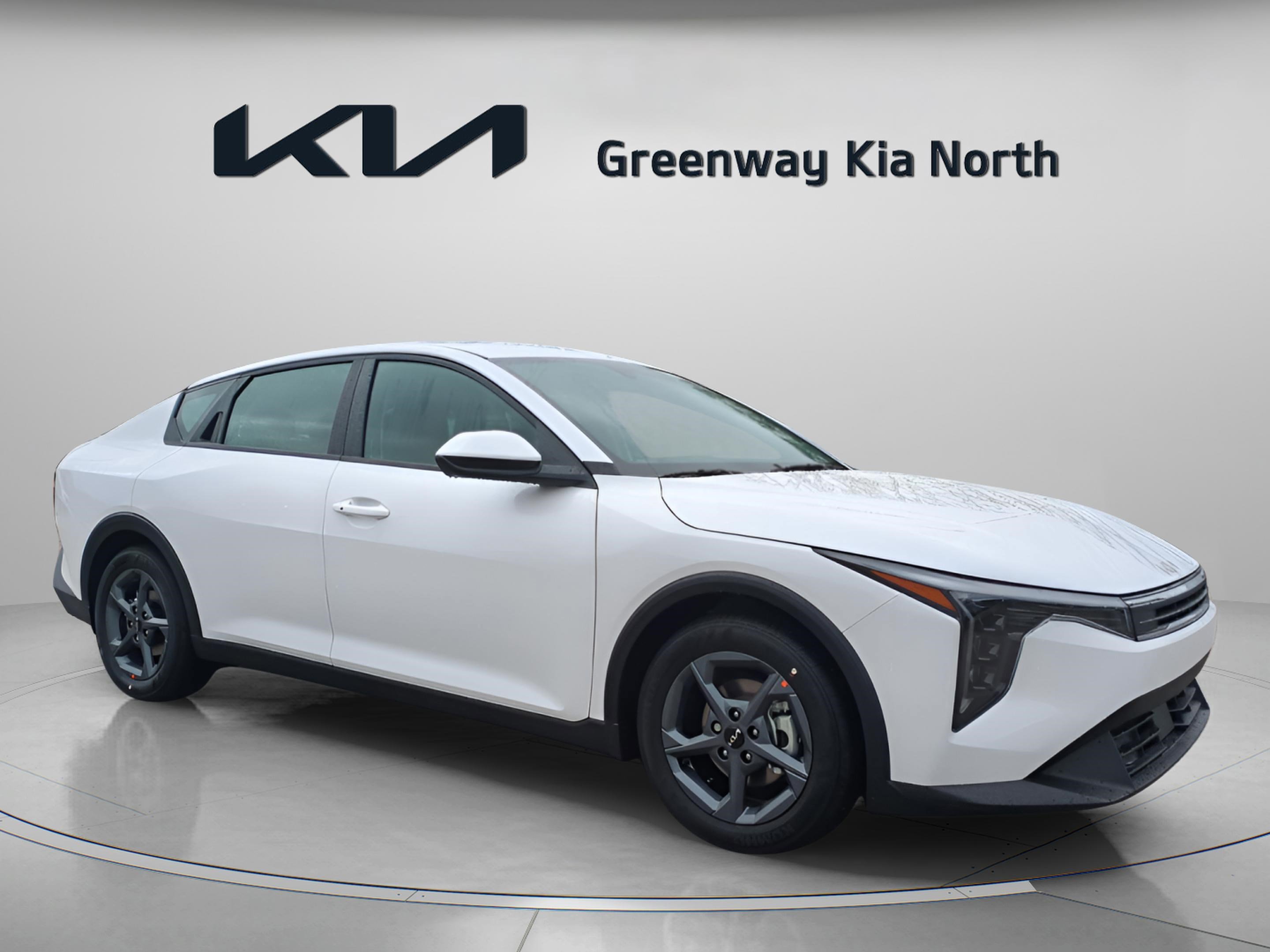 2025 Kia K4 LXS's photo
