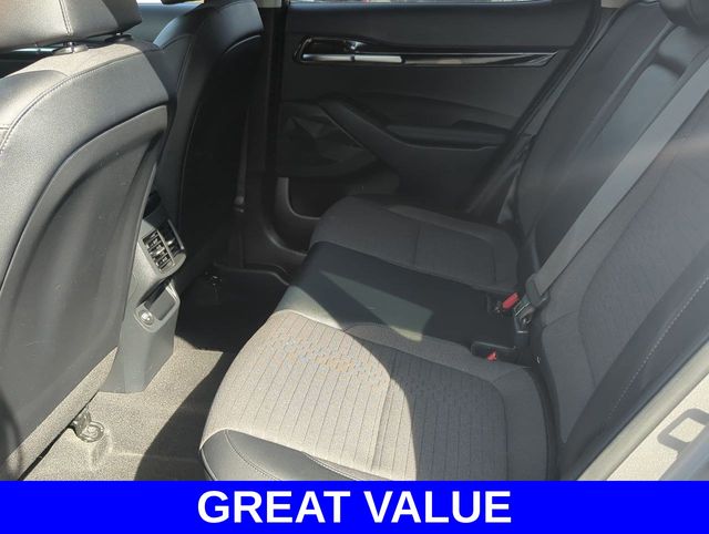 2023 Kia Seltos S photo 16