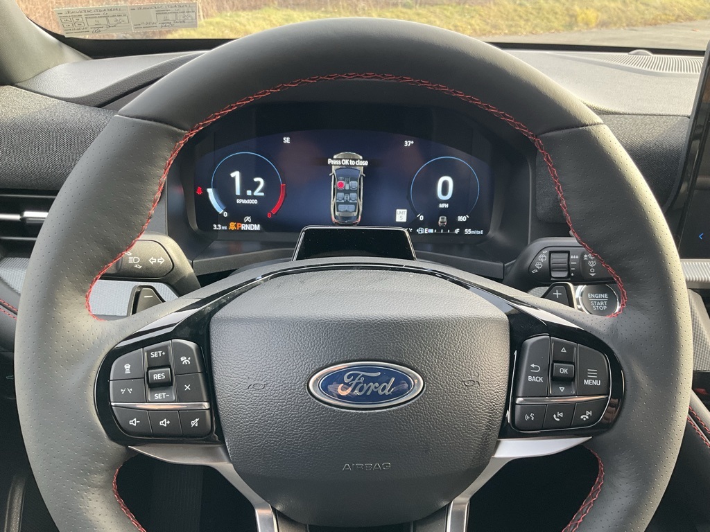 2026 Ford Explorer ST photo 4