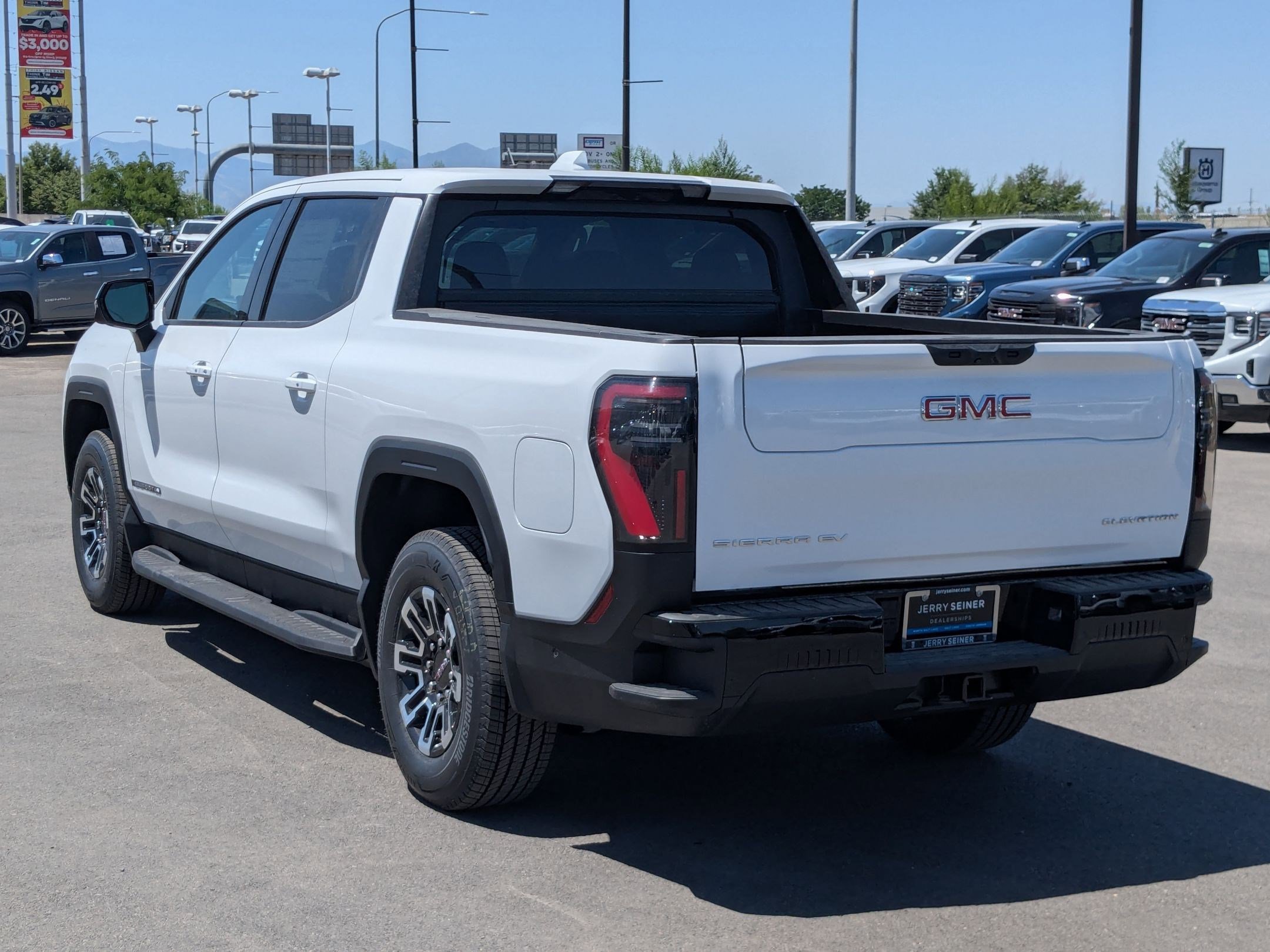 2026 Gmc Sierra Elevation photo 3