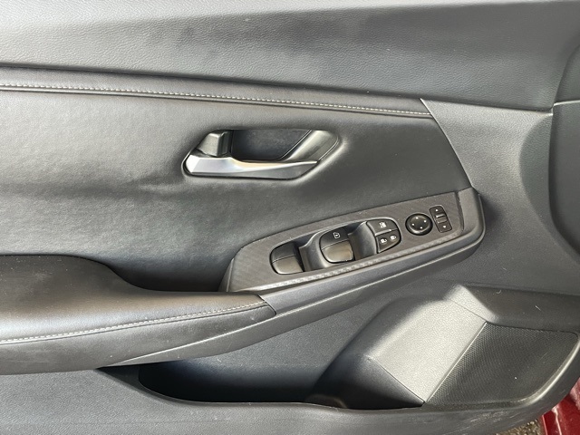 2024 Nissan Sentra SV photo 10