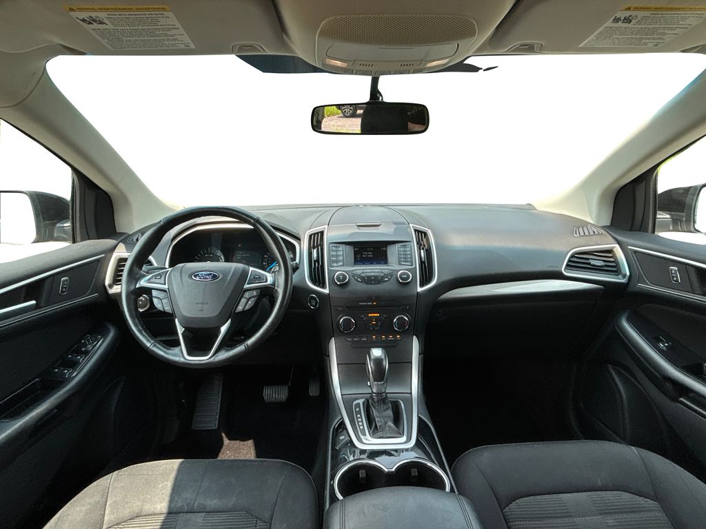 2015 Ford Edge SEL photo 15