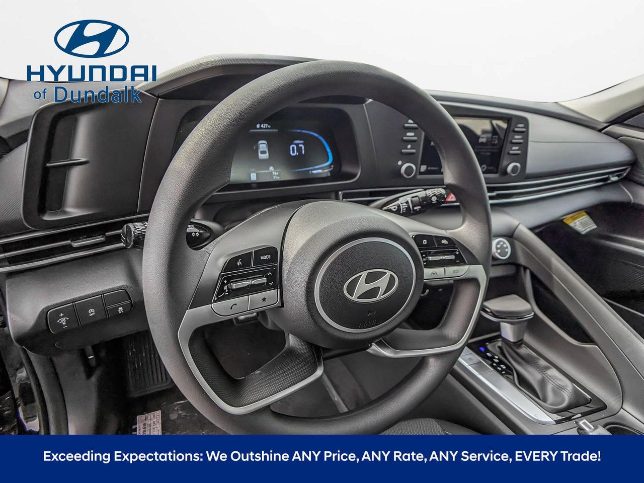 2025 Hyundai Elantra SE photo 9