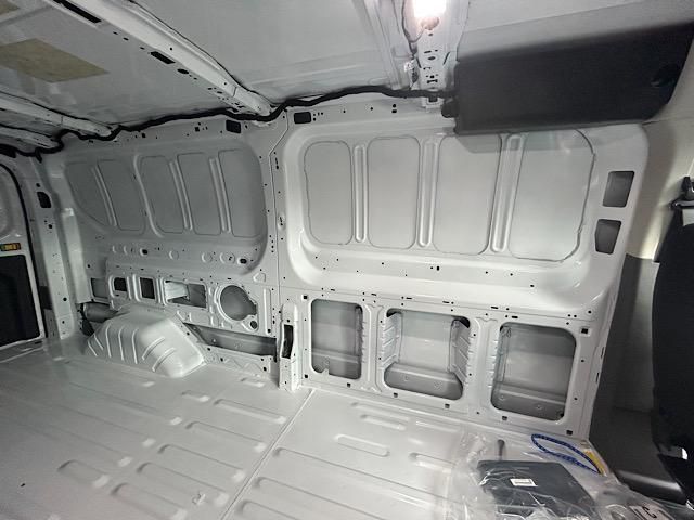 2025 Ford Transit photo 30