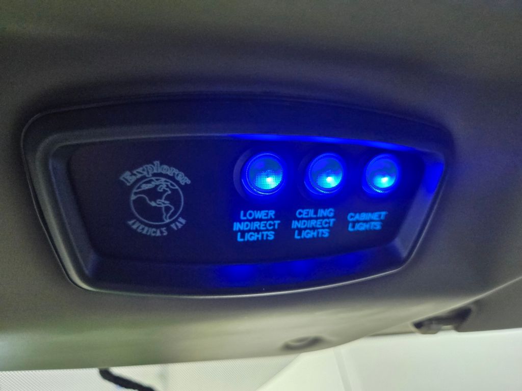 2023 Chevrolet Express photo 33
