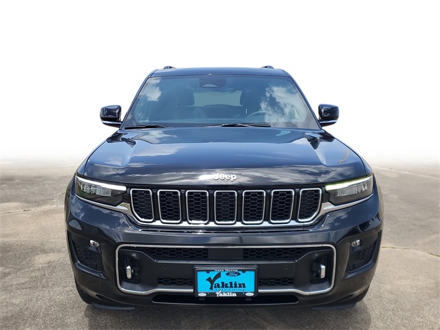 2024 Jeep Grand Cherokee Overland photo 2