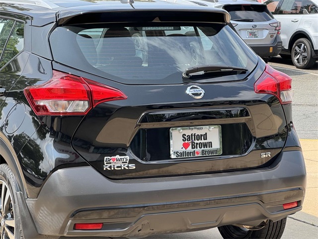 2019 Nissan Kicks SR photo 10