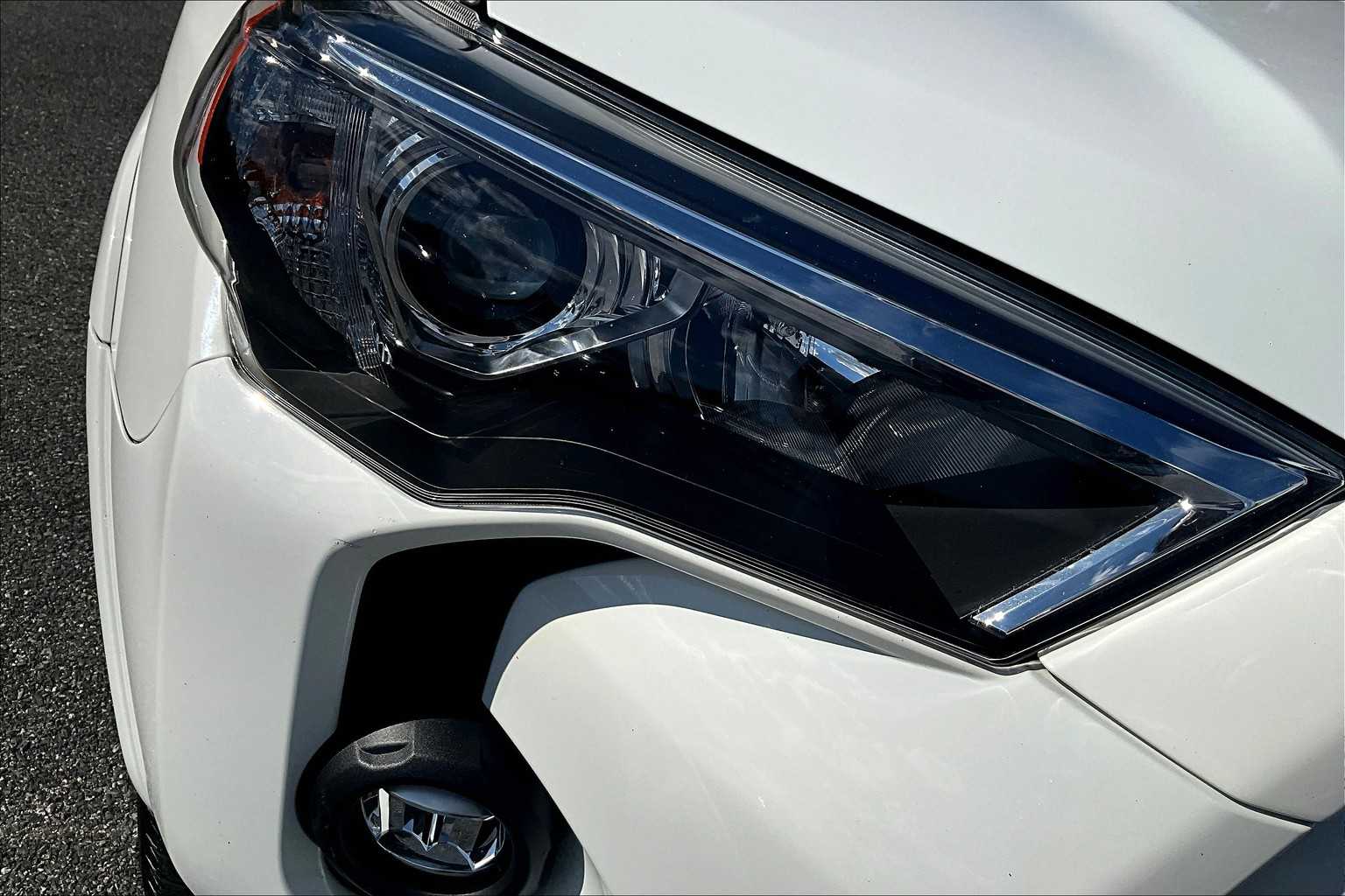 2024 Toyota 4Runner TRD 4WD photo 25
