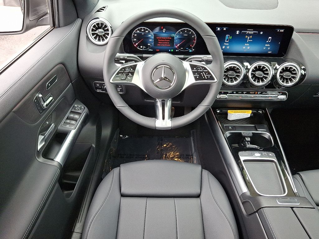 2026 Mercedes Benz GLA 250 4MATIC photo 7
