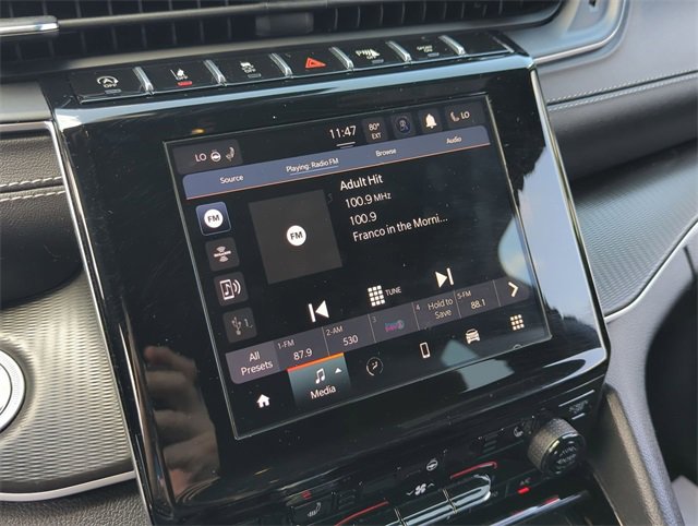 2023 Jeep Grand Cherokee Altitude photo 4